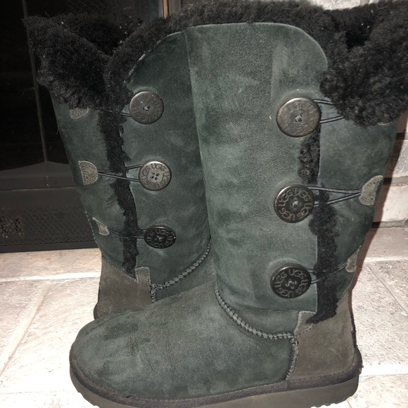 TALL BAILEY BUTTON UGGS - Picture 4 of 5